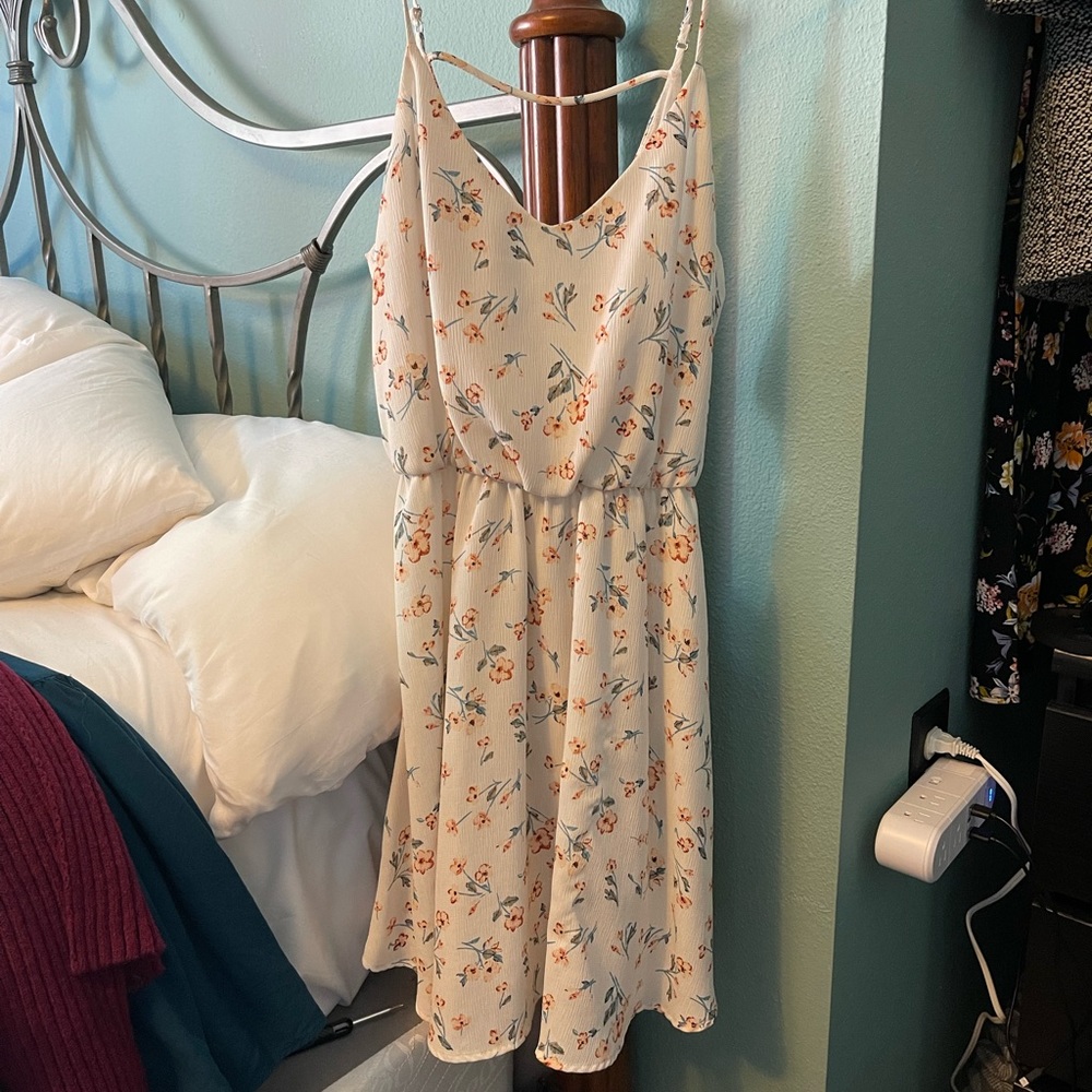 Small cute dress!
